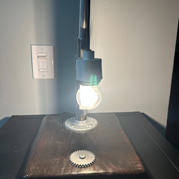 Gas Pump light      Unique - Picture 2 of 6